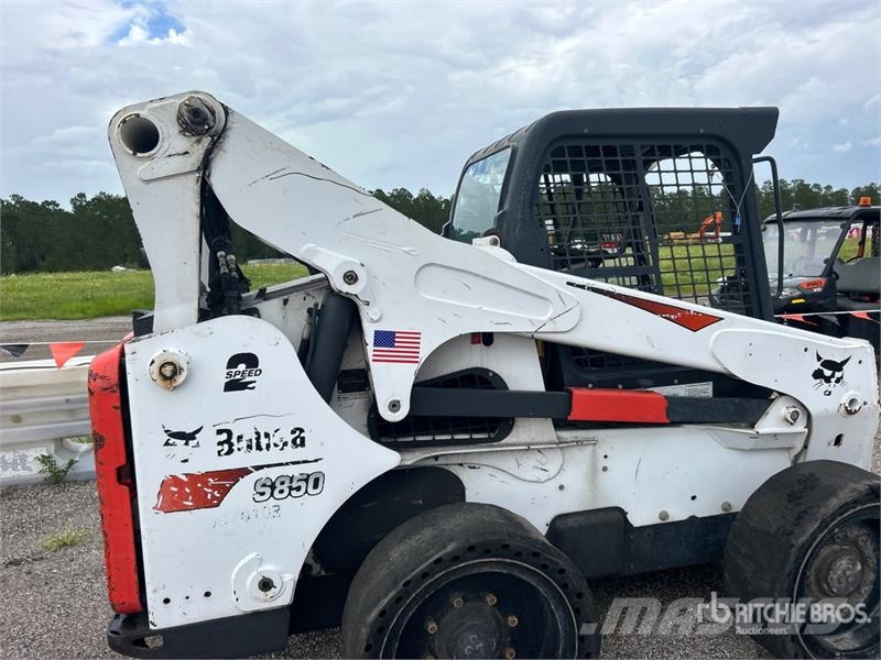 Bobcat S850 Φορτωτάκια