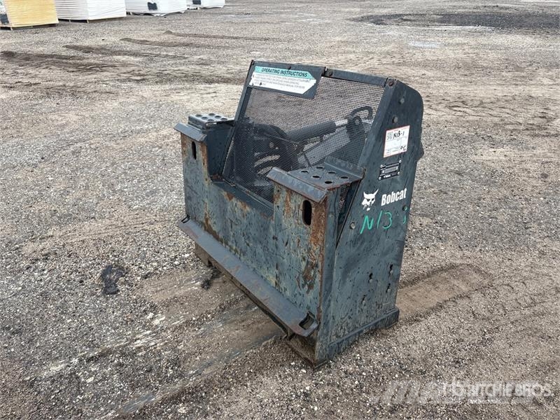Bobcat SG30 36 in Skid Steer Stump Grinder パワーハローとロータリーハロー