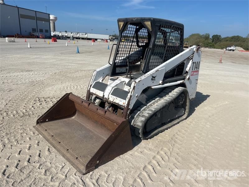 Bobcat T140 Kompaktlaadurid