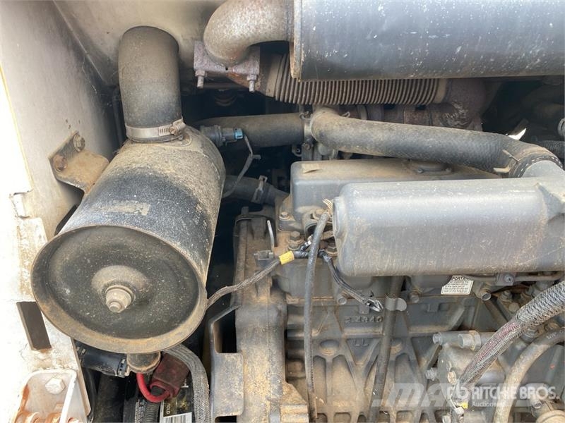 Bobcat T180 Мини-погрузчики