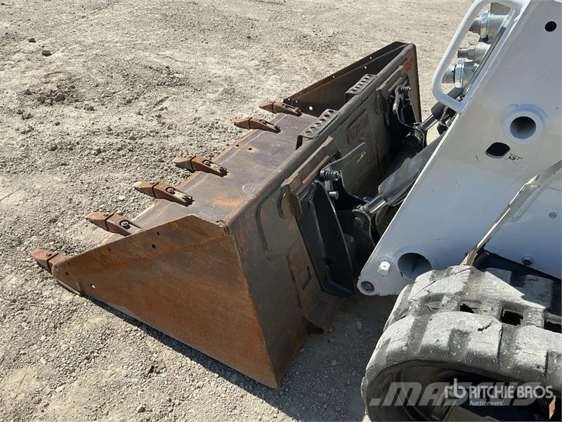 Bobcat T550 لوادر انزلاقية التوجيه