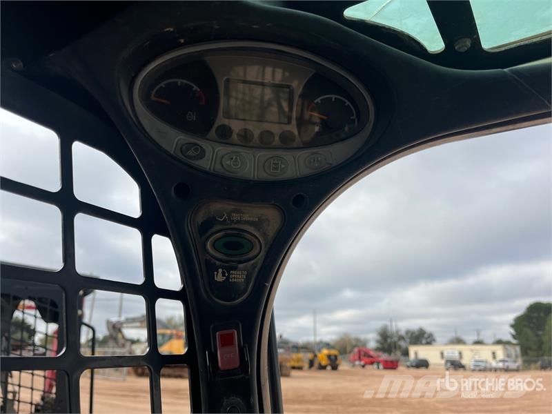 Bobcat T550 Мини-погрузчики