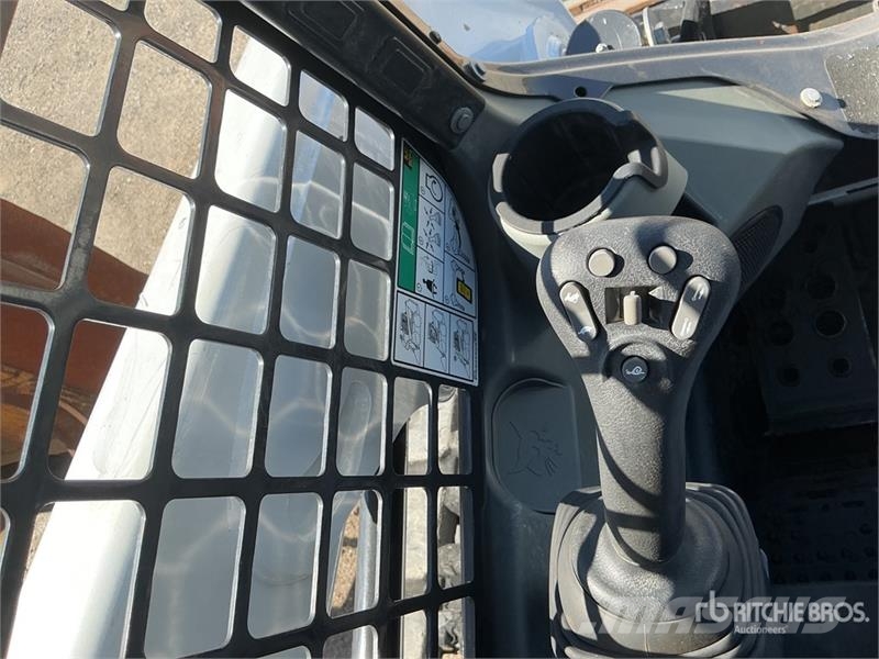 Bobcat T550 لوادر انزلاقية التوجيه