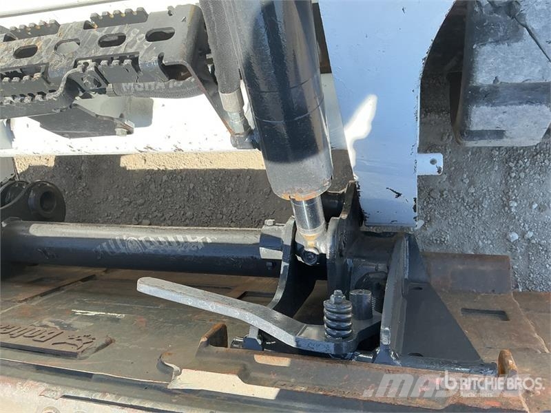 Bobcat T550 لوادر انزلاقية التوجيه