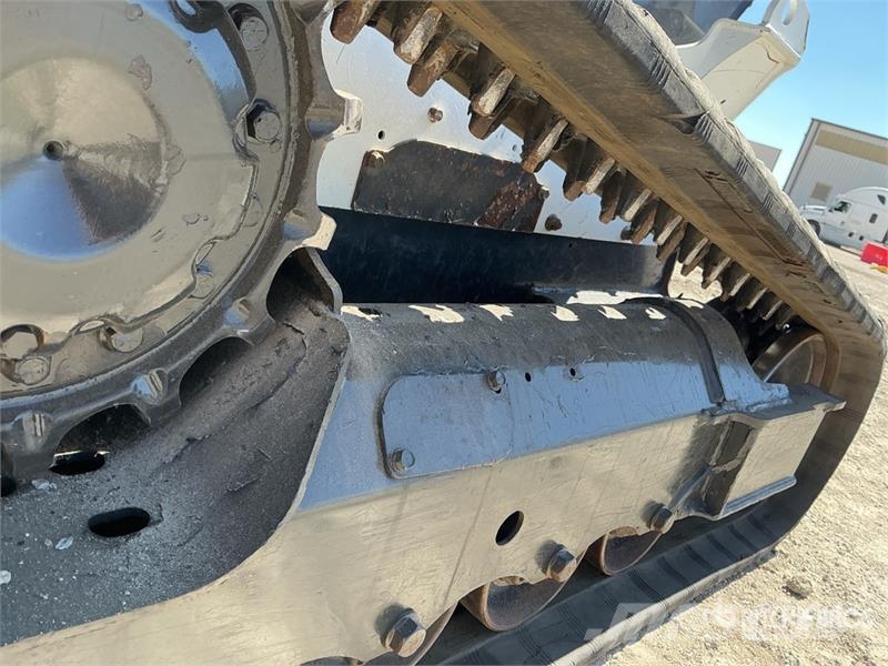 Bobcat T550 لوادر انزلاقية التوجيه