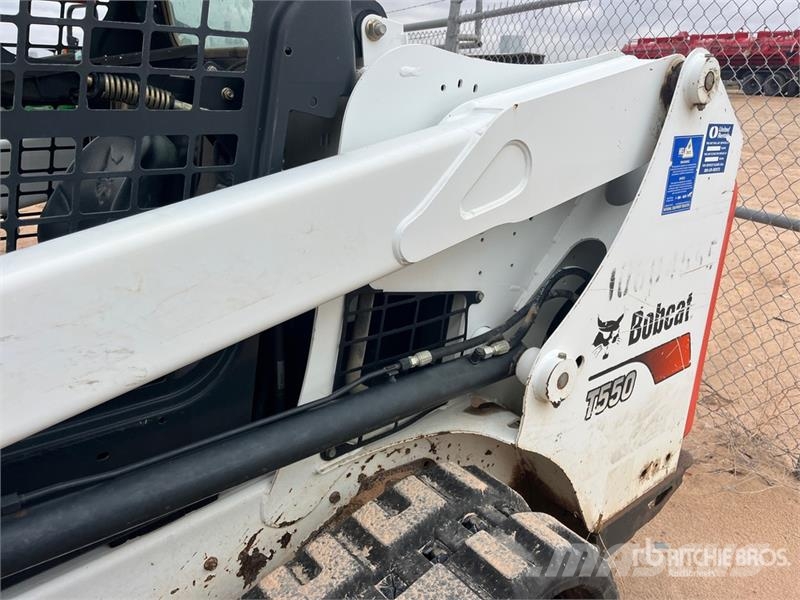 Bobcat T550 Мини-погрузчики