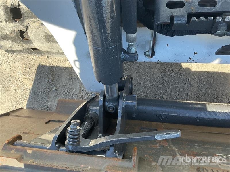 Bobcat T550 لوادر انزلاقية التوجيه