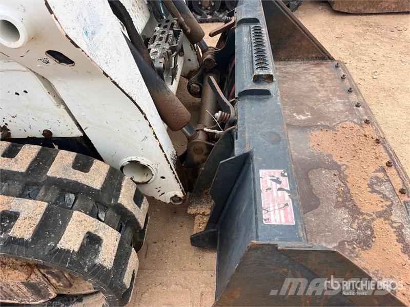 Bobcat T550 Мини-погрузчики