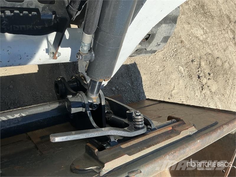 Bobcat T550 لوادر انزلاقية التوجيه