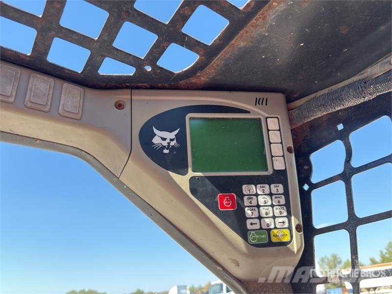 Bobcat T590 Skid steer mini nakladalci