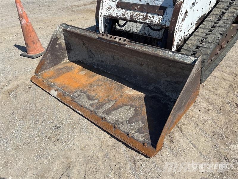 Bobcat T590 Skid steer mini nakladalci