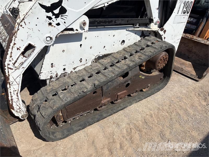 Bobcat T590 Skid steer mini nakladalci