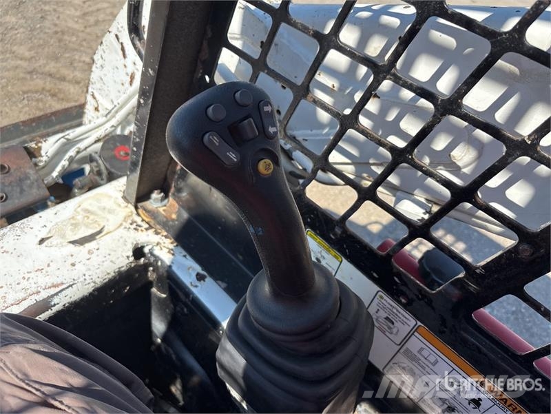 Bobcat T590 Skid steer mini nakladalci