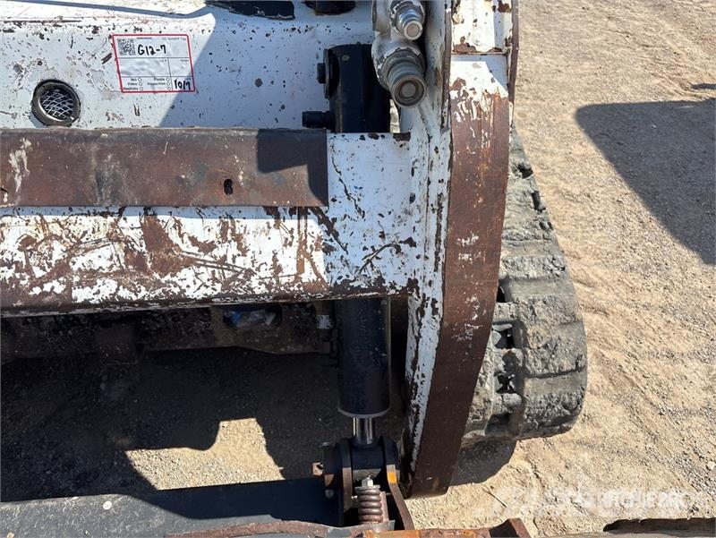 Bobcat T590 Skid steer mini nakladalci