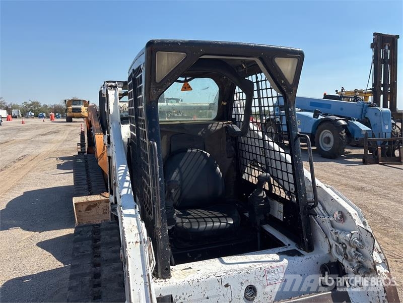 Bobcat T590 Skid steer mini nakladalci