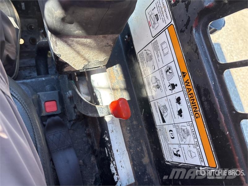 Bobcat T590 Skid steer mini nakladalci