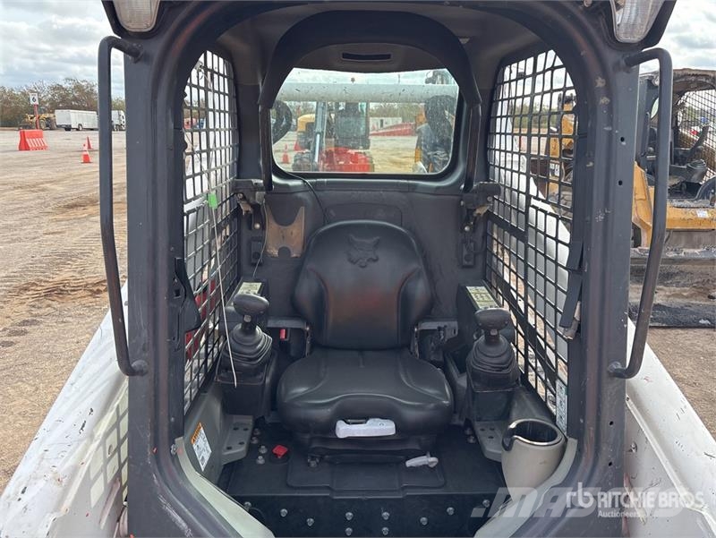 Bobcat T595 لوادر انزلاقية التوجيه