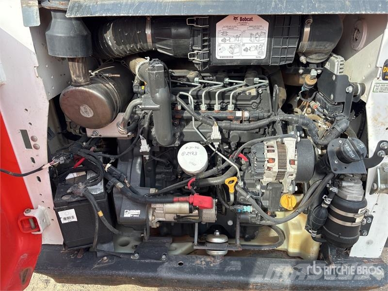 Bobcat T595 لوادر انزلاقية التوجيه