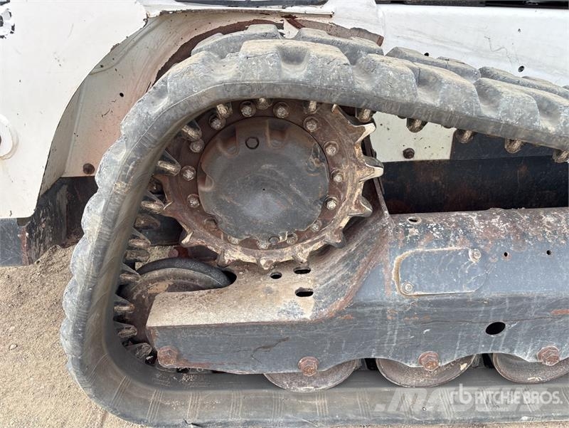 Bobcat T595 لوادر انزلاقية التوجيه