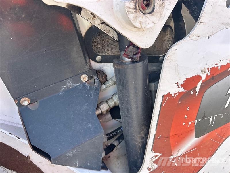 Bobcat T62 Compact Track Loader Schrankladers
