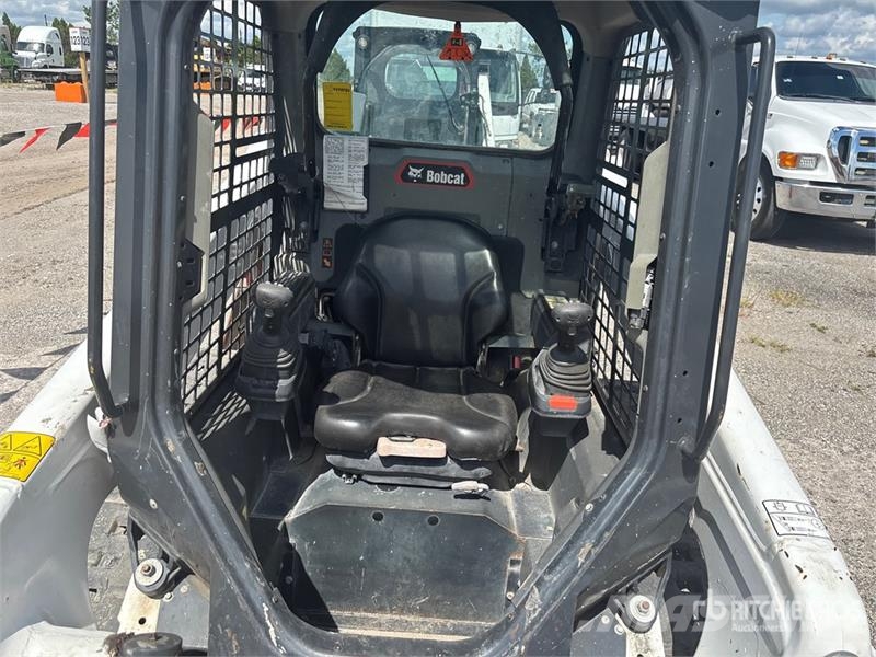 Bobcat T62 Compact Track Loader Lietoti riteņu kompaktiekrāvēji