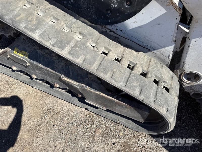 Bobcat T62 Compact Track Loader Skid steer mini nakladalci