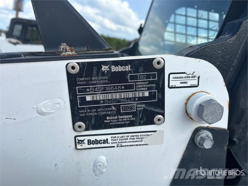 Bobcat T62 Compact Track Loader Skid steer mini nakladalci