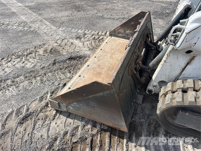 Bobcat T62 Compact Track Loader Skid steer mini nakladalci