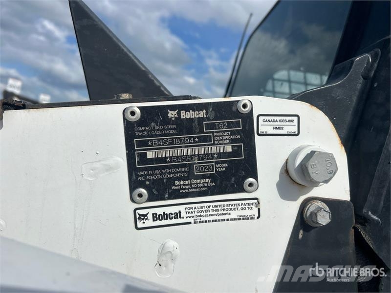 Bobcat T62 Compact Track Loader Skid steer mini nakladalci