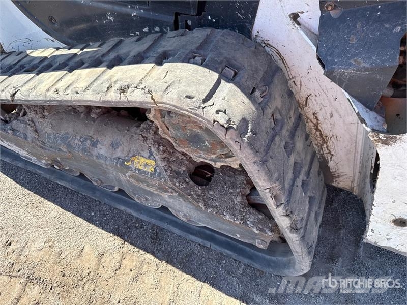 Bobcat T62 Compact Track Loader Skid steer mini nakladalci
