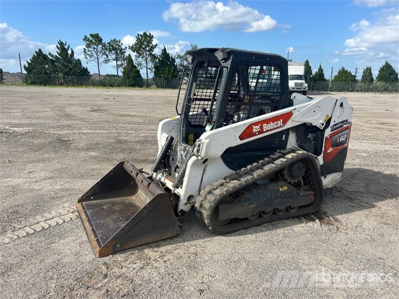 Bobcat T62 Compact Track Loader Skid steer mini nakladalci
