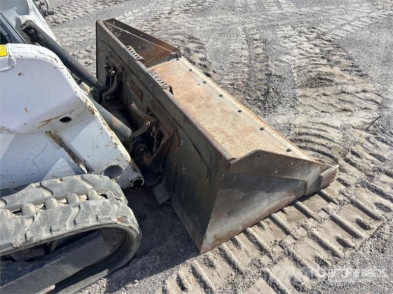 Bobcat T62 Compact Track Loader Skid steer mini nakladalci