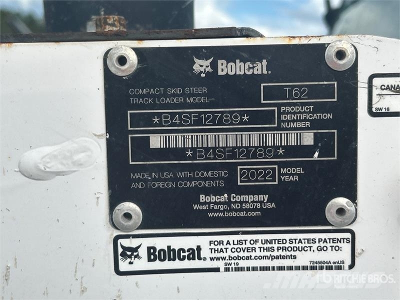 Bobcat T62 Compact Track Loader Skid steer loaders