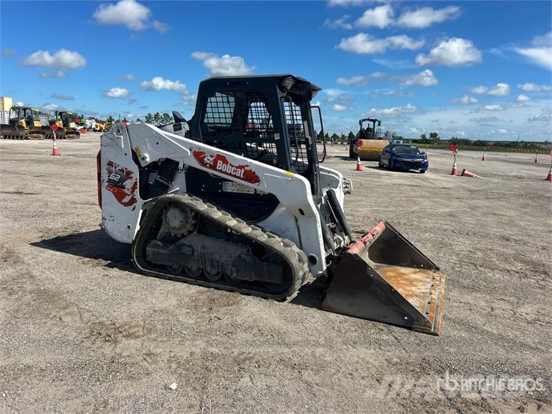 Bobcat T62 Compact Track Loader 滑移轉向裝載機