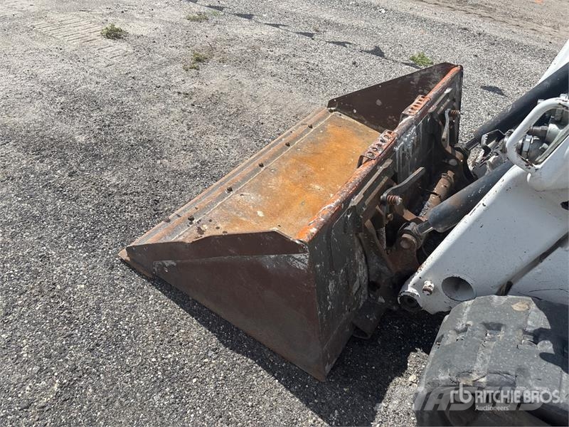 Bobcat T62 Compact Track Loader Lietoti riteņu kompaktiekrāvēji