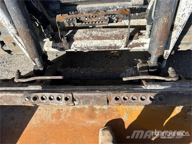 Bobcat T62 Compact Track Loader Мини-погрузчики