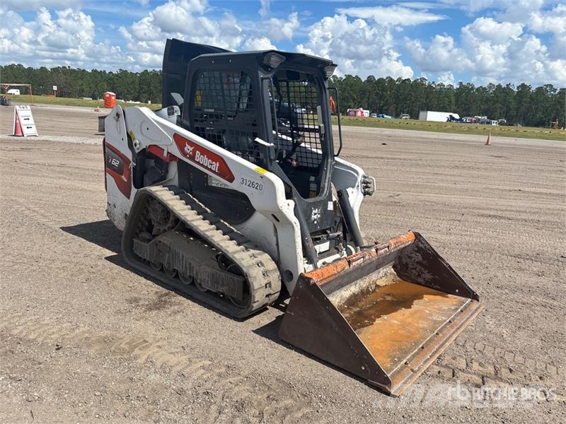 Bobcat T62 Compact Track Loader Lietoti riteņu kompaktiekrāvēji