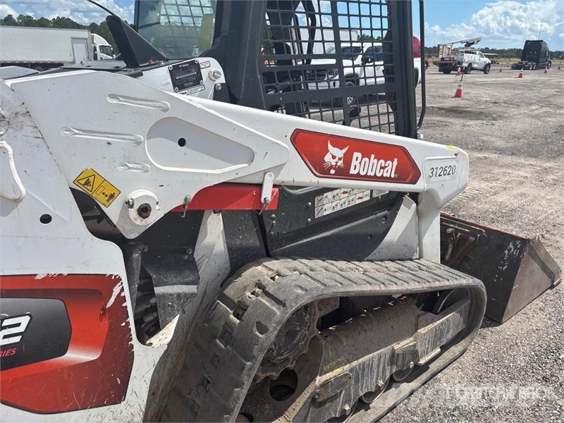 Bobcat T62 Compact Track Loader Lietoti riteņu kompaktiekrāvēji