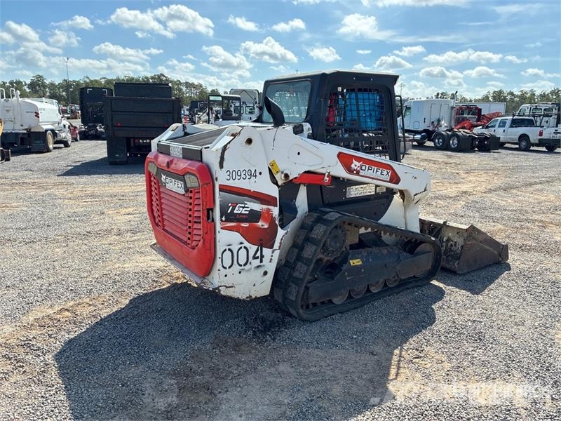 Bobcat T62 Compact Track Loader Мини-погрузчики