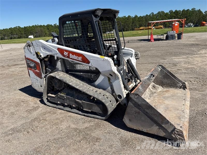 Bobcat T62 Compact Track Loader Skid steer mini nakladalci