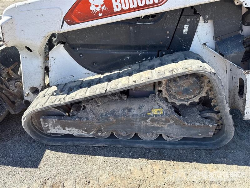 Bobcat T62 Compact Track Loader Skid steer mini nakladalci