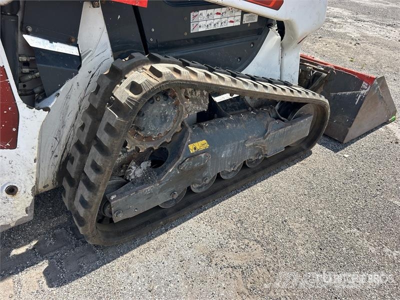 Bobcat T62 Compact Track Loader Kompaktrakodók