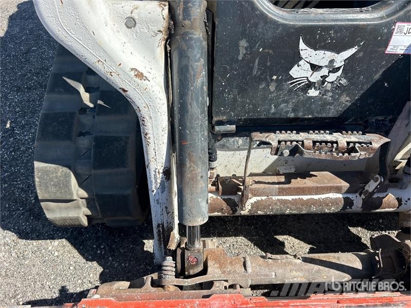 Bobcat T62 Compact Track Loader 滑移轉向裝載機