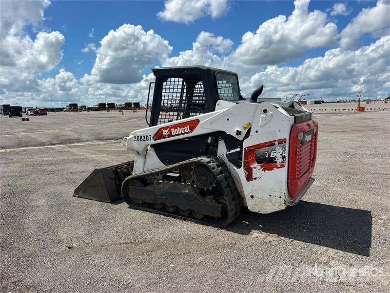 Bobcat T62 Compact Track Loader Skid steer loaders