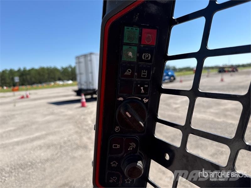 Bobcat T62 Compact Track Loader Minilæsser - skridstyret
