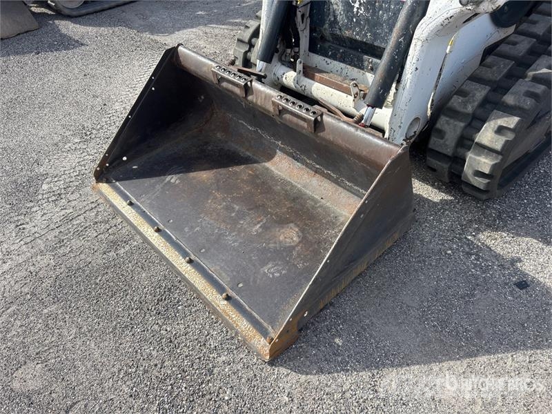 Bobcat T62 Compact Track Loader Skid steer mini nakladalci