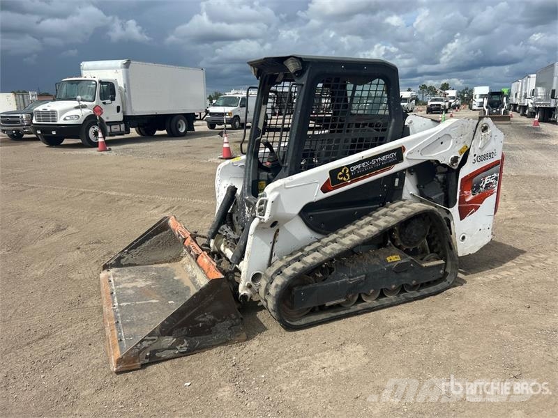Bobcat T62 Compact Track Loader Мини-погрузчики