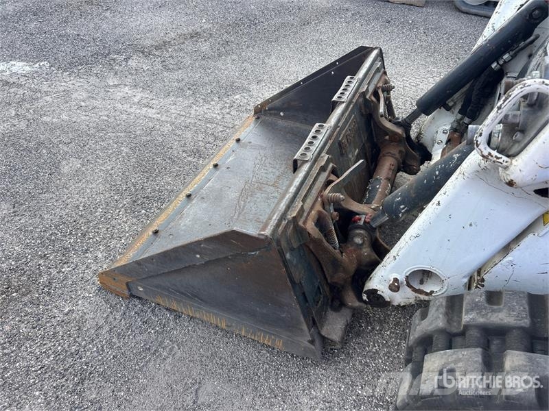 Bobcat T62 Compact Track Loader Skid steer mini nakladalci