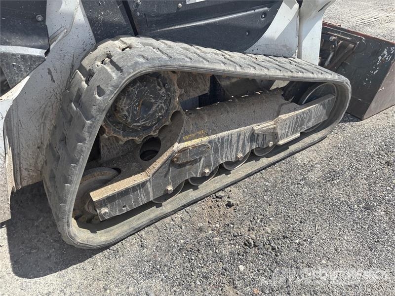 Bobcat T62 Compact Track Loader Lietoti riteņu kompaktiekrāvēji