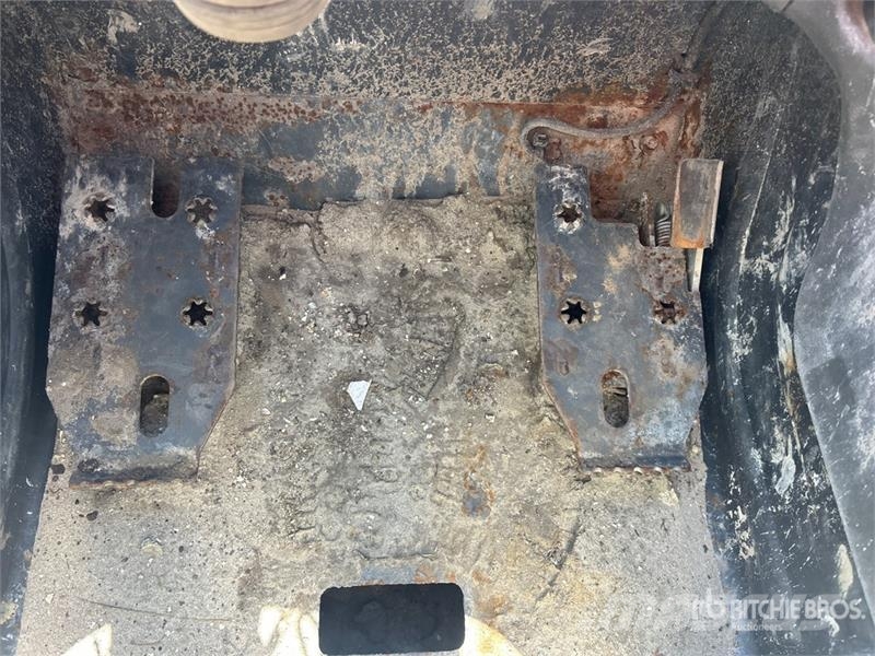 Bobcat T62 Compact Track Loader Skid steer loaders